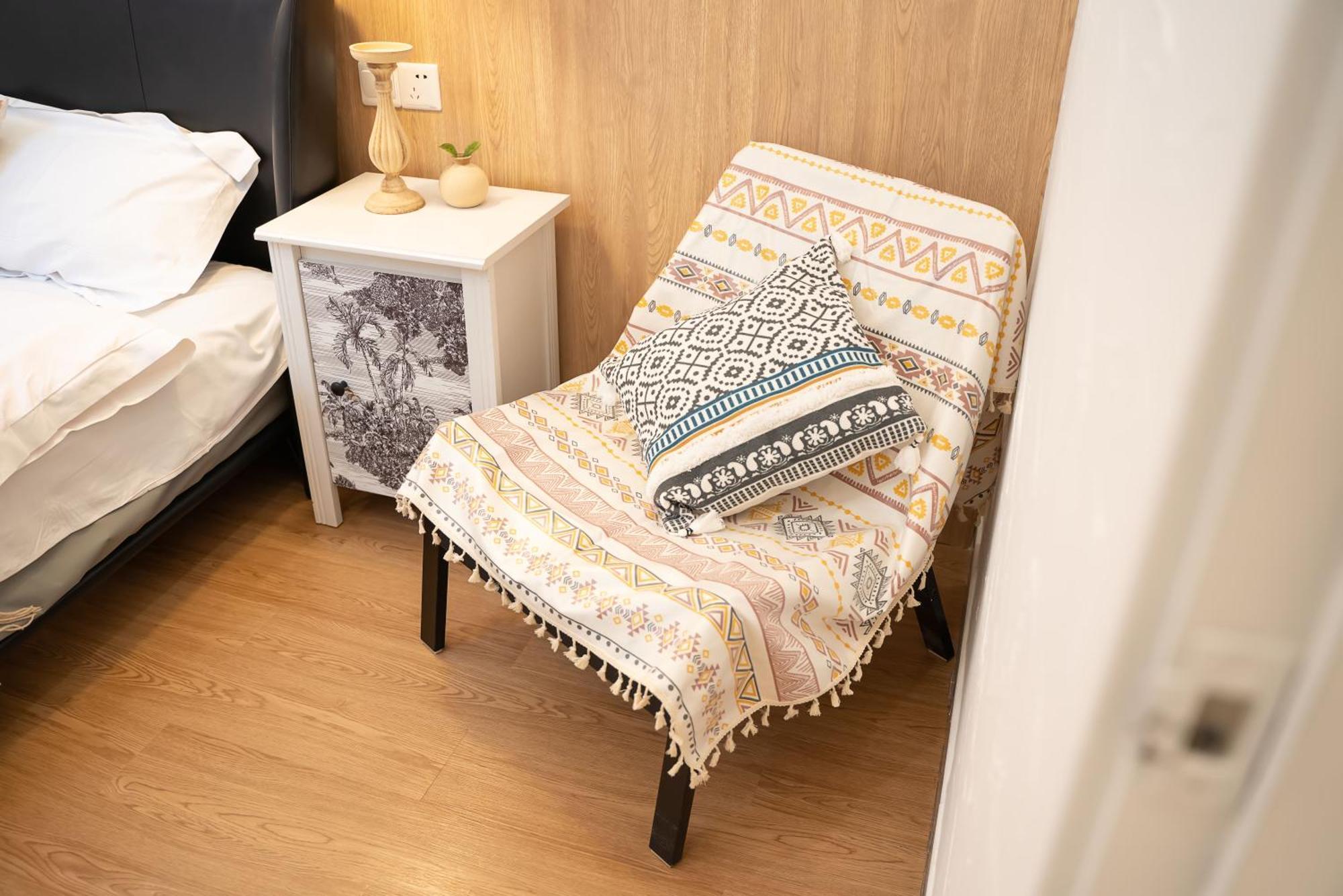 Shanghai Downtown Yi Du B&B - Near South Shaanxi Road Metro Station 600Meters Zewnętrze zdjęcie
