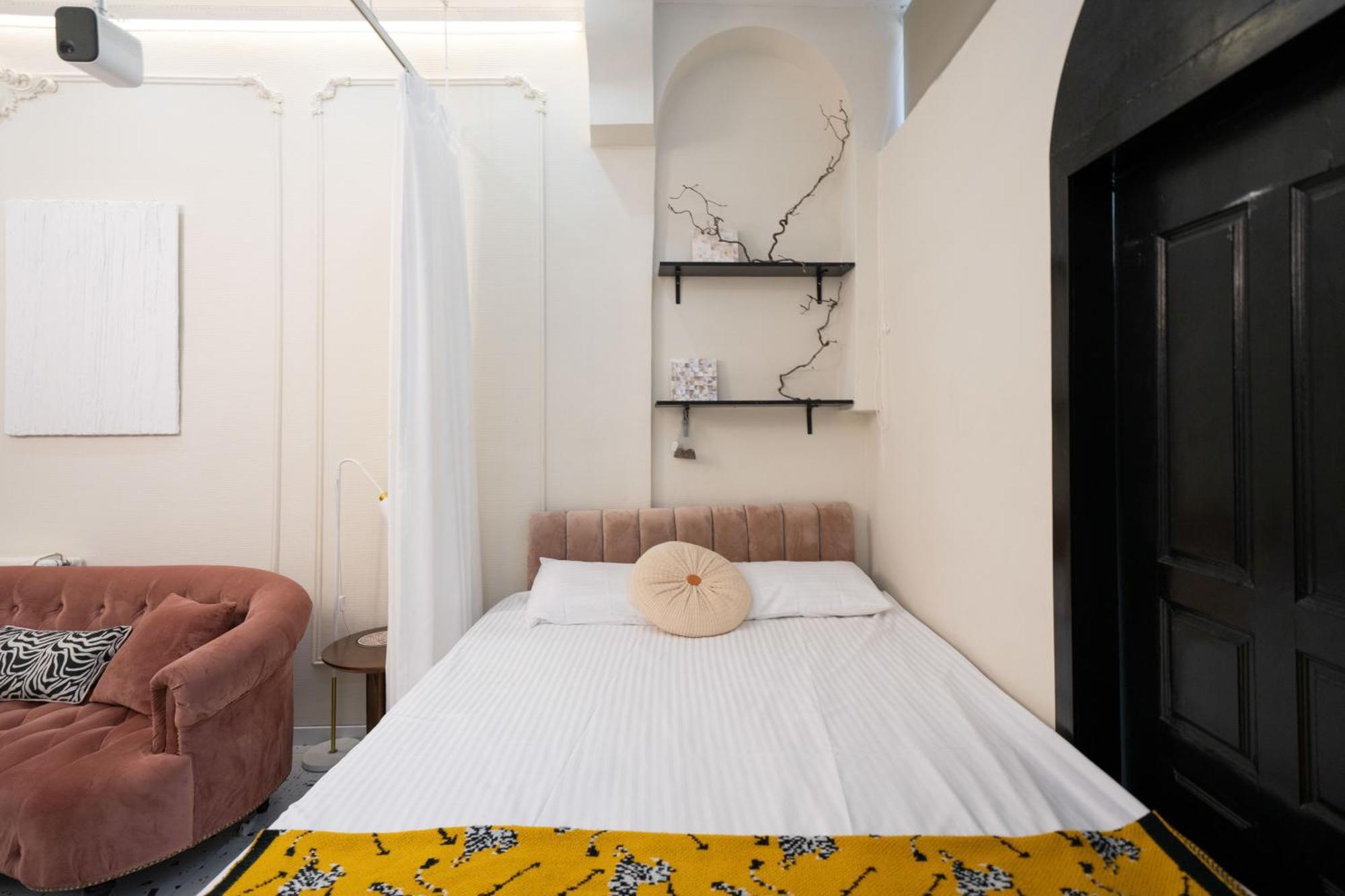 Shanghai Downtown Yi Du B&B - Near South Shaanxi Road Metro Station 600Meters Zewnętrze zdjęcie